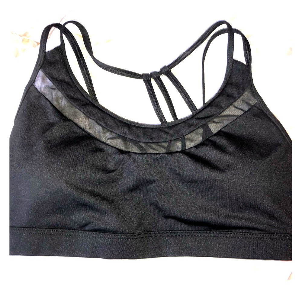 Victoria’s Secret black sports bra
